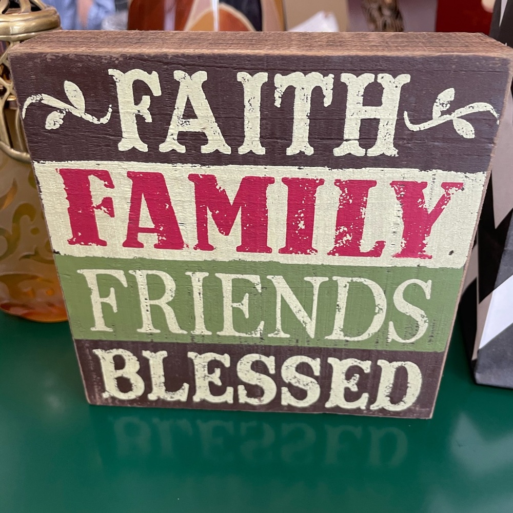 Meet your Posher, Denise